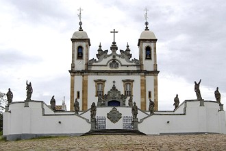 Igreja de Bom Jesus de Matosinhos Igreja de Bom Jesus de Matosinhos