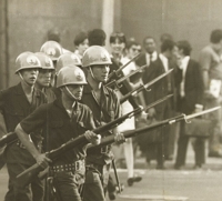 A Ditadura Militar no Brasil (1964-1985) teve grande influência da Guerra Fria